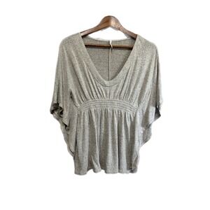 Olivia Moon Knit Top Womens Medium Gray Excellent Smocked Empire Waist V-Neck